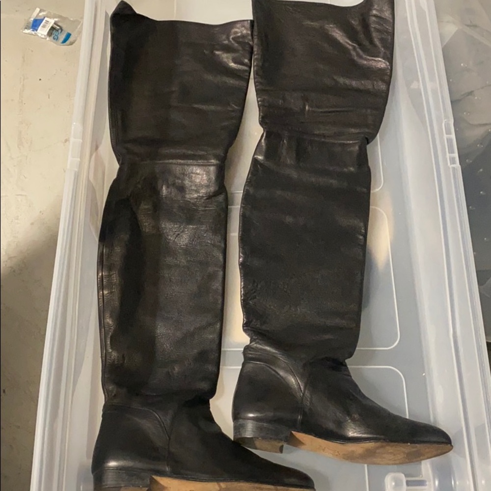 MANOLO BLAHNIK Black thigh high leather boots